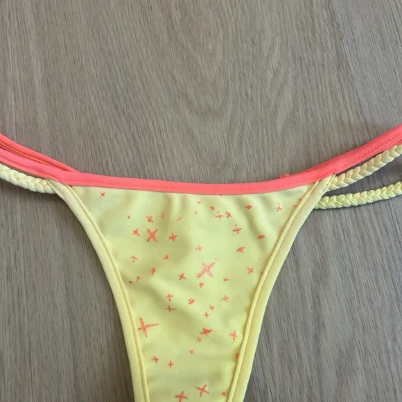 Diesel Thong Bikini Bottom M - Picture 2 of 4